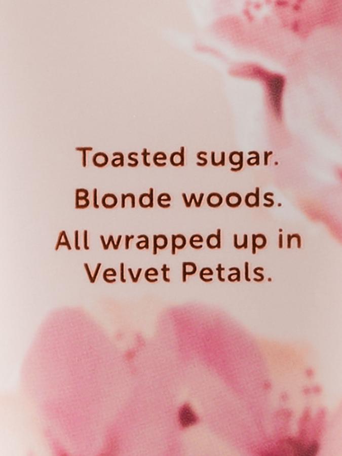 Velvet Petals Cashmere Body Lotion