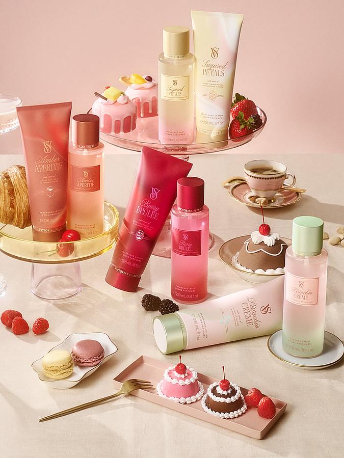 Caf&eacute; Victoria Berry Brulee Fragrance Mist image number 2