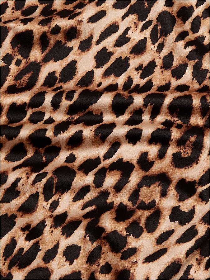 SoSleek&trade; Plunge Bodysuit image number 3