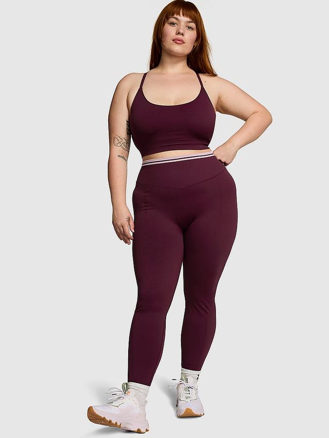 Seamless Scoop Sports Bra image number 4